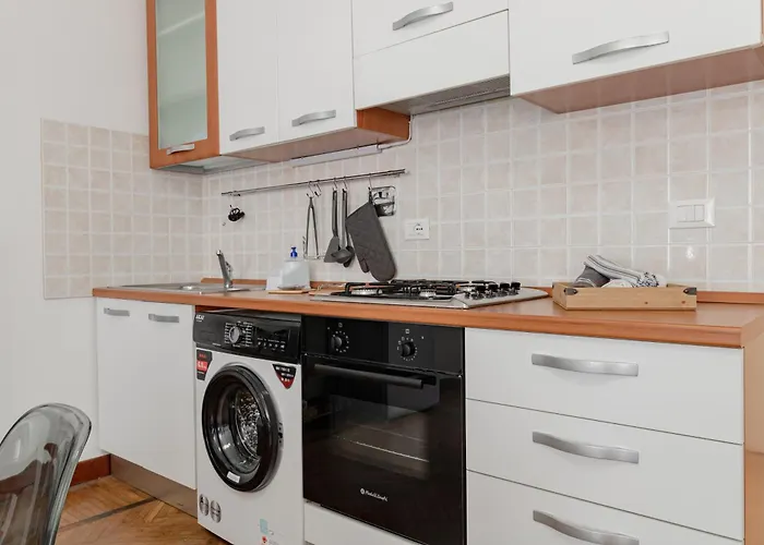 H11 Casa Francesca - Centro San Remo